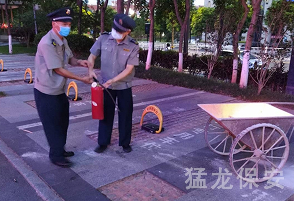南宁安全月消防演练